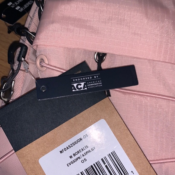 NWT The North Face Borealis Backpack, Gray/ Pink - Picture 8 of 13